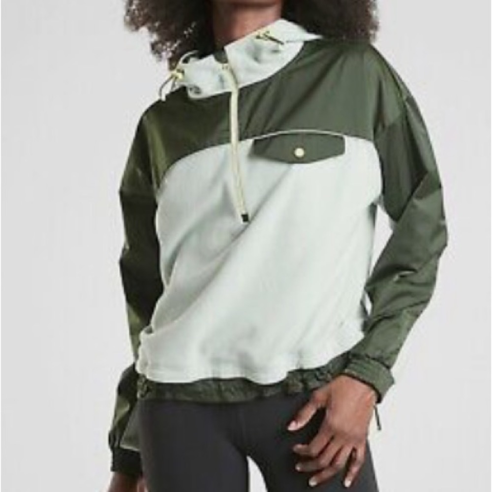 Athleta Opal Green Zion Micro fleece 1/2 Zip Hooded Sweater Size Medium
